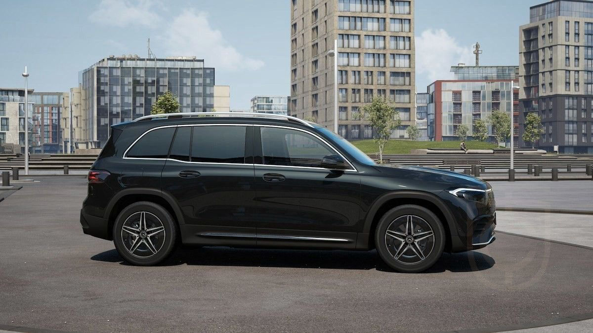 Mercedes-Benz EQB 250+ AMG LINE