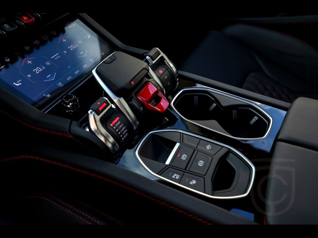 Lamborghini Urus SE°5Y SERVICE°PERFORMANTE°23°PANO°B&O 3D