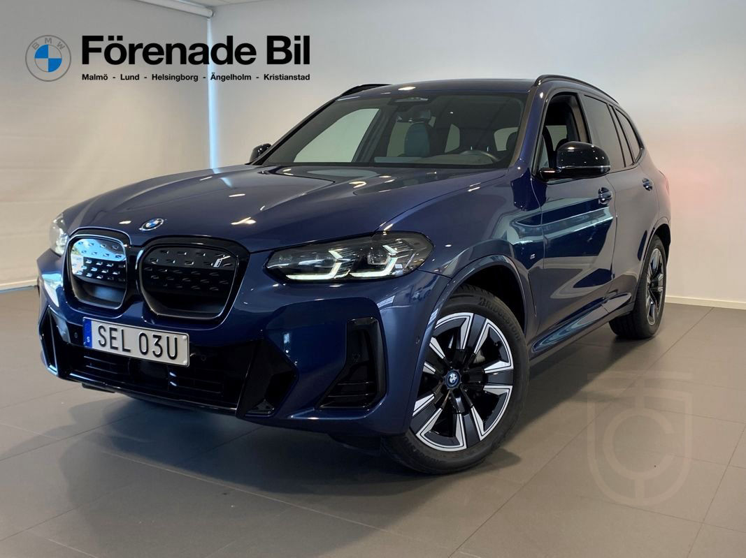 BMW iX3 Charged Paket