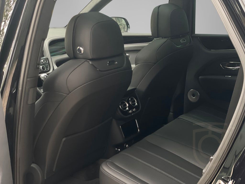 Bentley Bentayga 4.0 V8