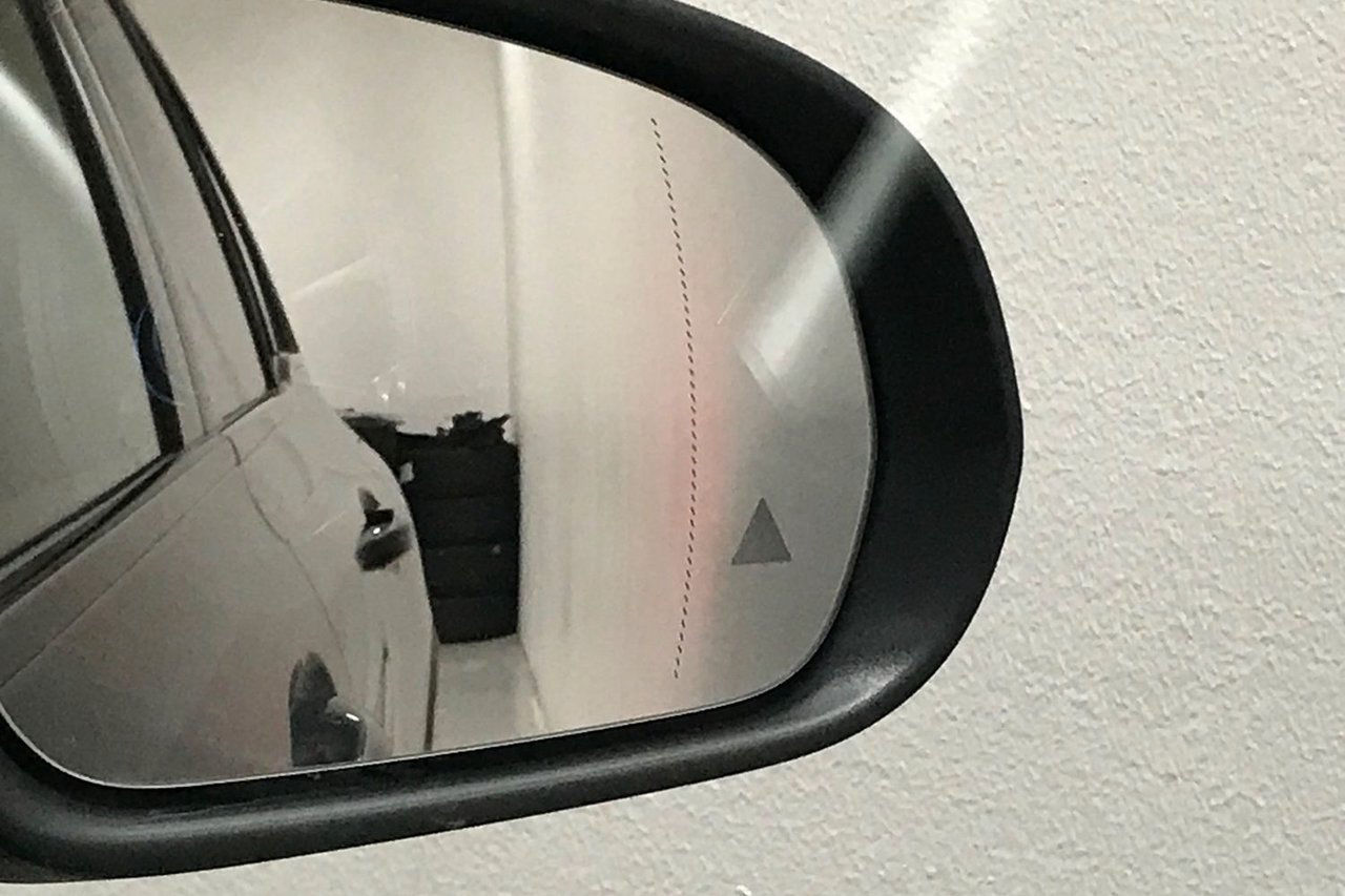 Mercedes-Benz EQB 250+ AMG