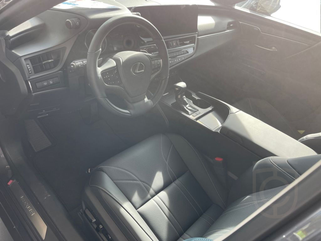 Lexus ES 300 h Luxury Line *360*LED*CarPlay*Sitzhz*