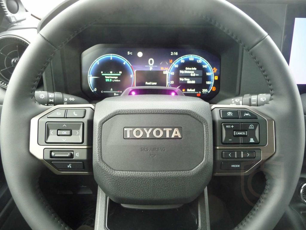 Toyota Land Cruiser 2.8 D-4D Automatik First Edition/SO
