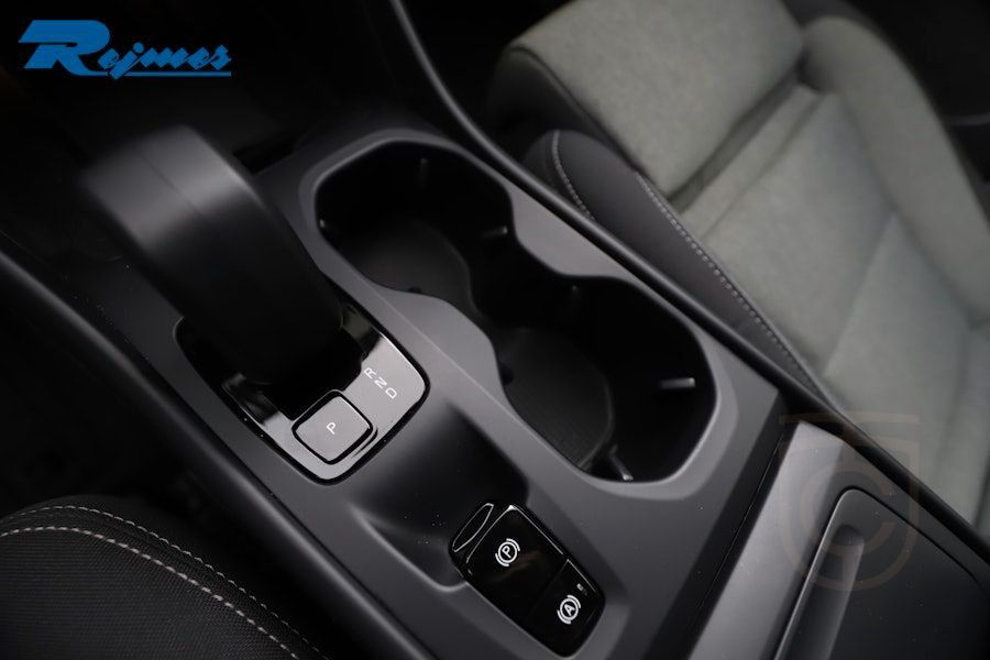 Volvo XC40 B4 FWD Bensin Core