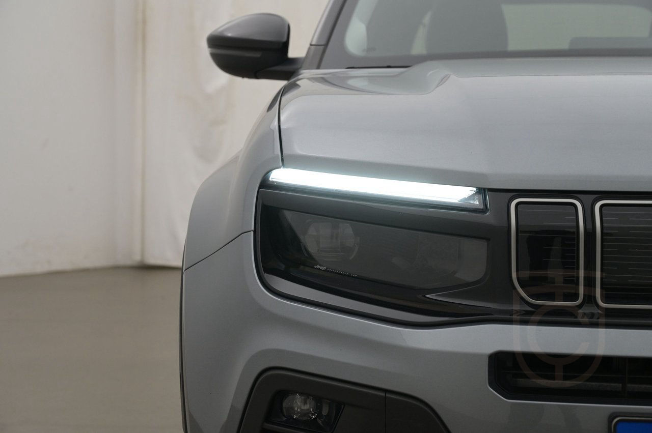 Jeep Avenger Electric Summit LED AdapFart