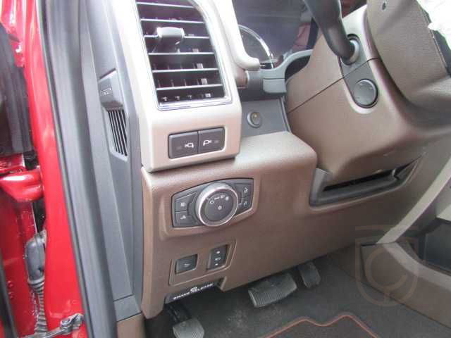 Ford F250 Power Truck Short Box Crew Cab FX4 King R