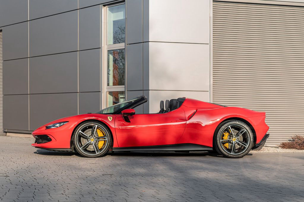 Ferrari 296 GTS