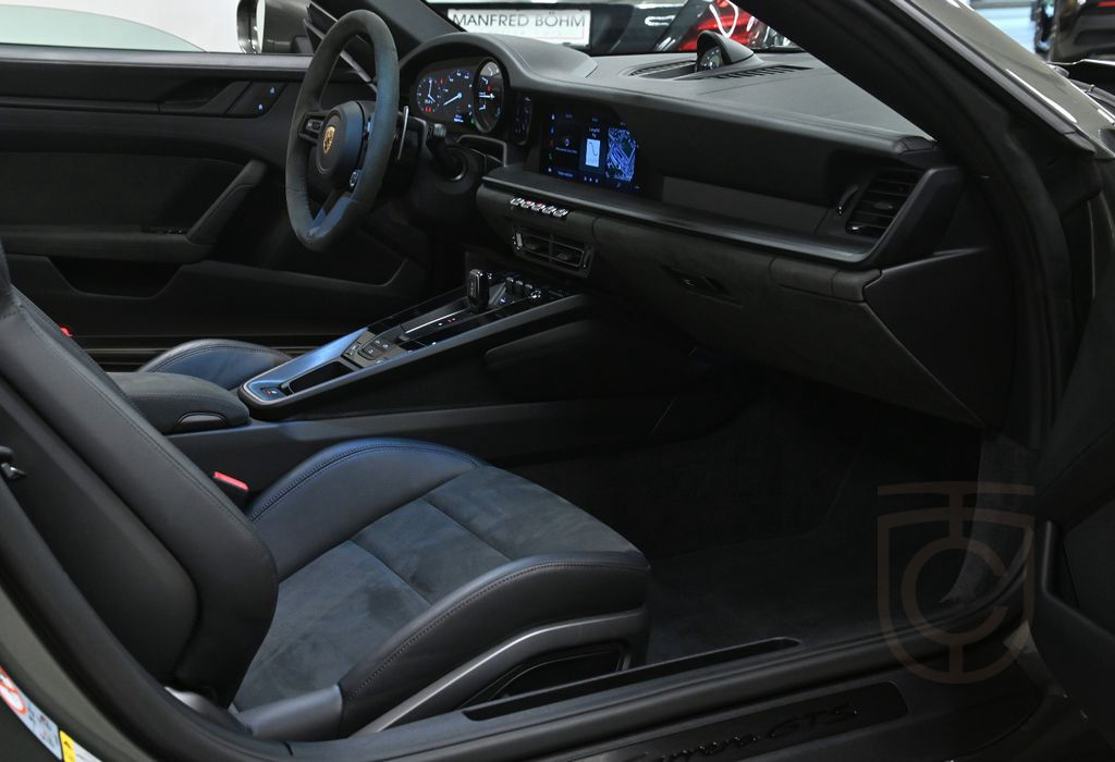 Porsche 911 Carrera GTS Cabrio PDK Modell 992