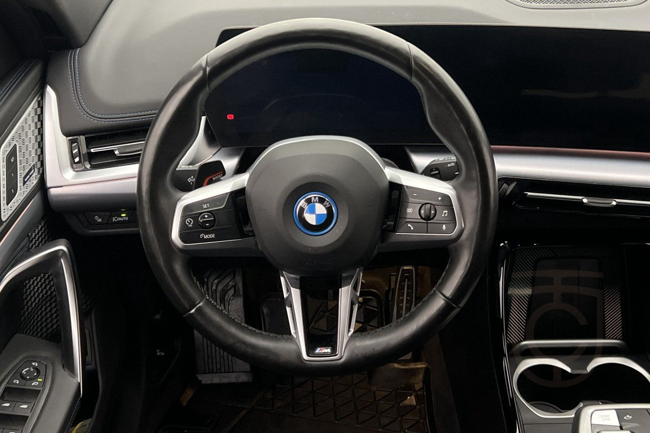 BMW iX1 xDrive30