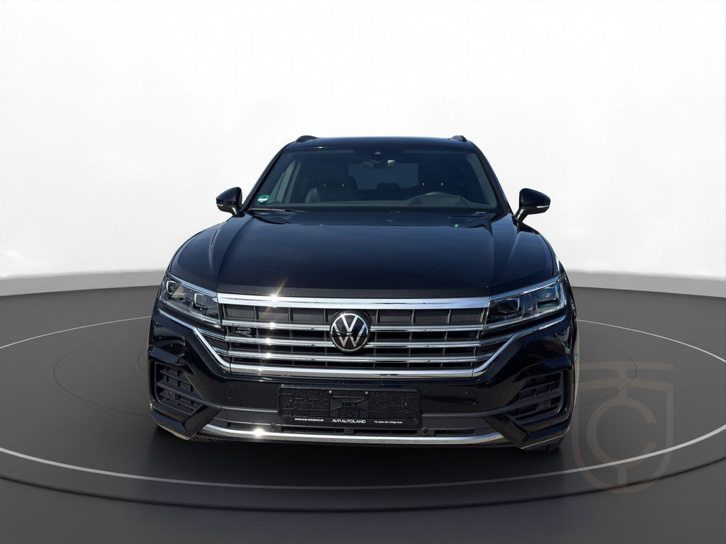 Volkswagen Touareg 3.0 TDI 4MOTION R-Line | PANO | AHK |