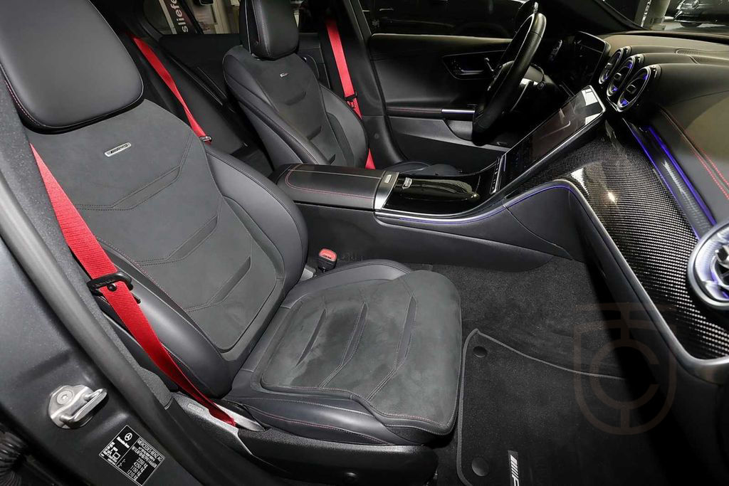 Mercedes-Benz C 43 AMG 4M NIGHTPAKET+DISTRONIC+KAMERA+KEYLESS