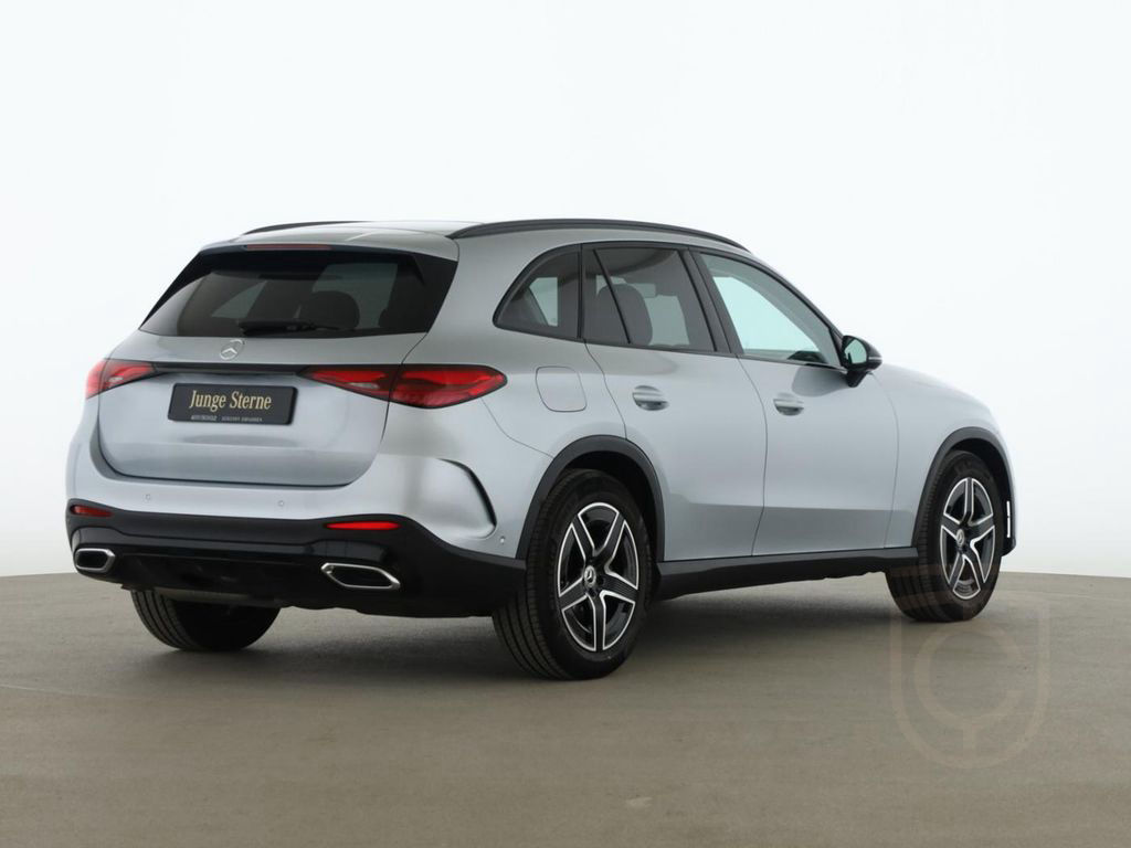 Mercedes-Benz GLC 300 d 4M AMG+NIGHT+AHK+DISTR+PANO+KAM+AMBI++