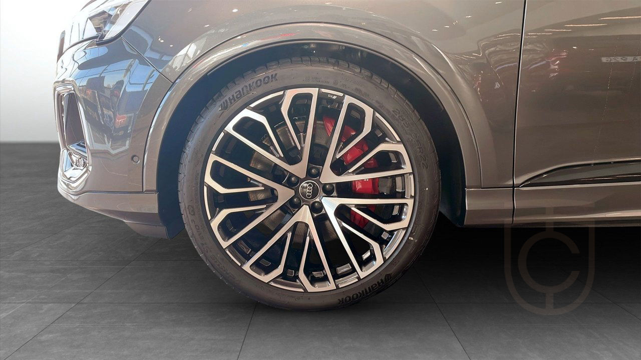 Audi SQ7 quattro