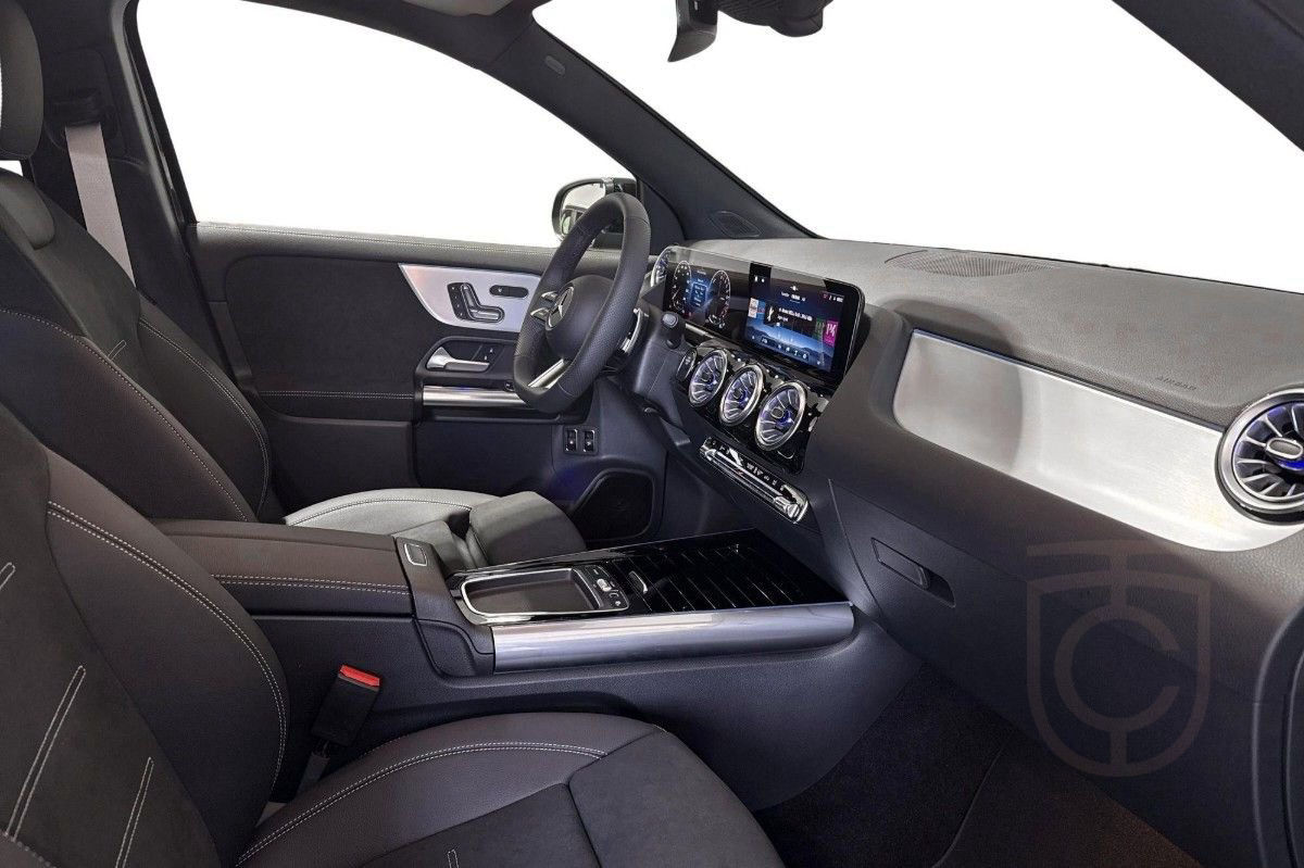 Mercedes-Benz GLA 250e