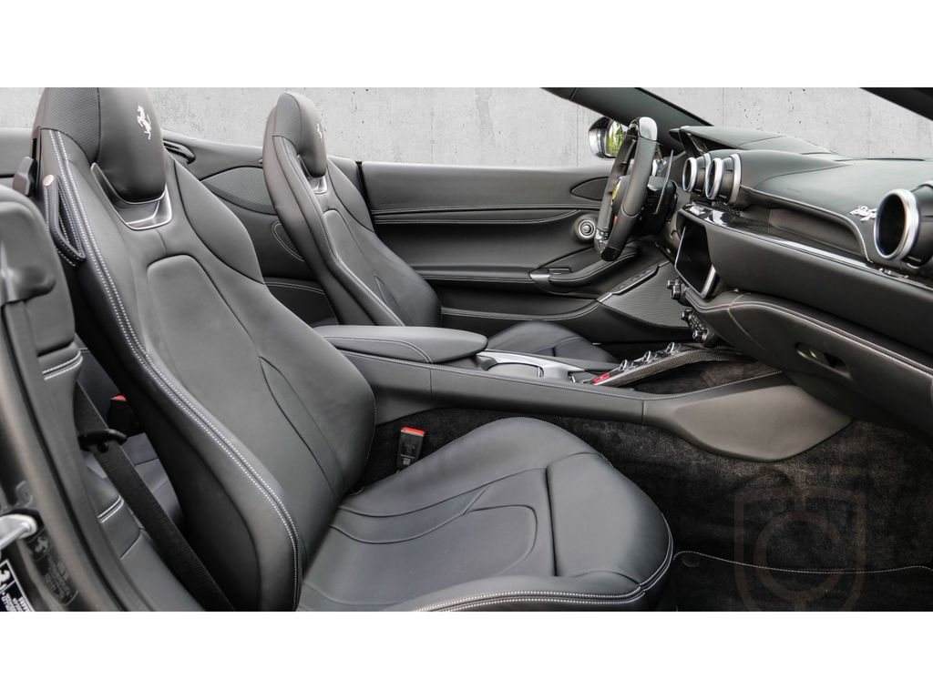 Ferrari Portofino M *Carbon+LED*MagneRide*360°-Kamera*JB