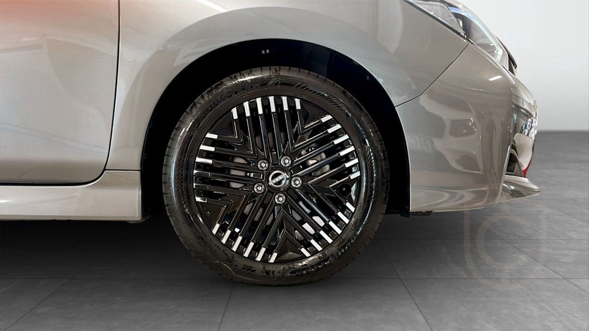 Nissan Leaf Tekna,