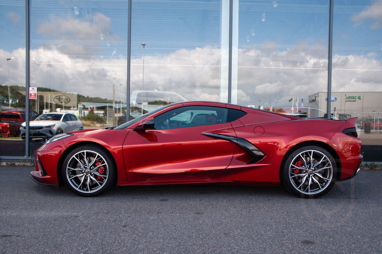 Chevrolet Corvette C8 Stingray Coupe 3LT