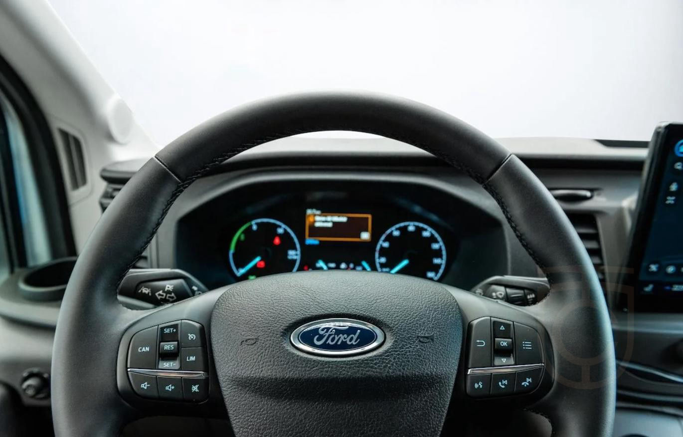 Ford E-Transit 350