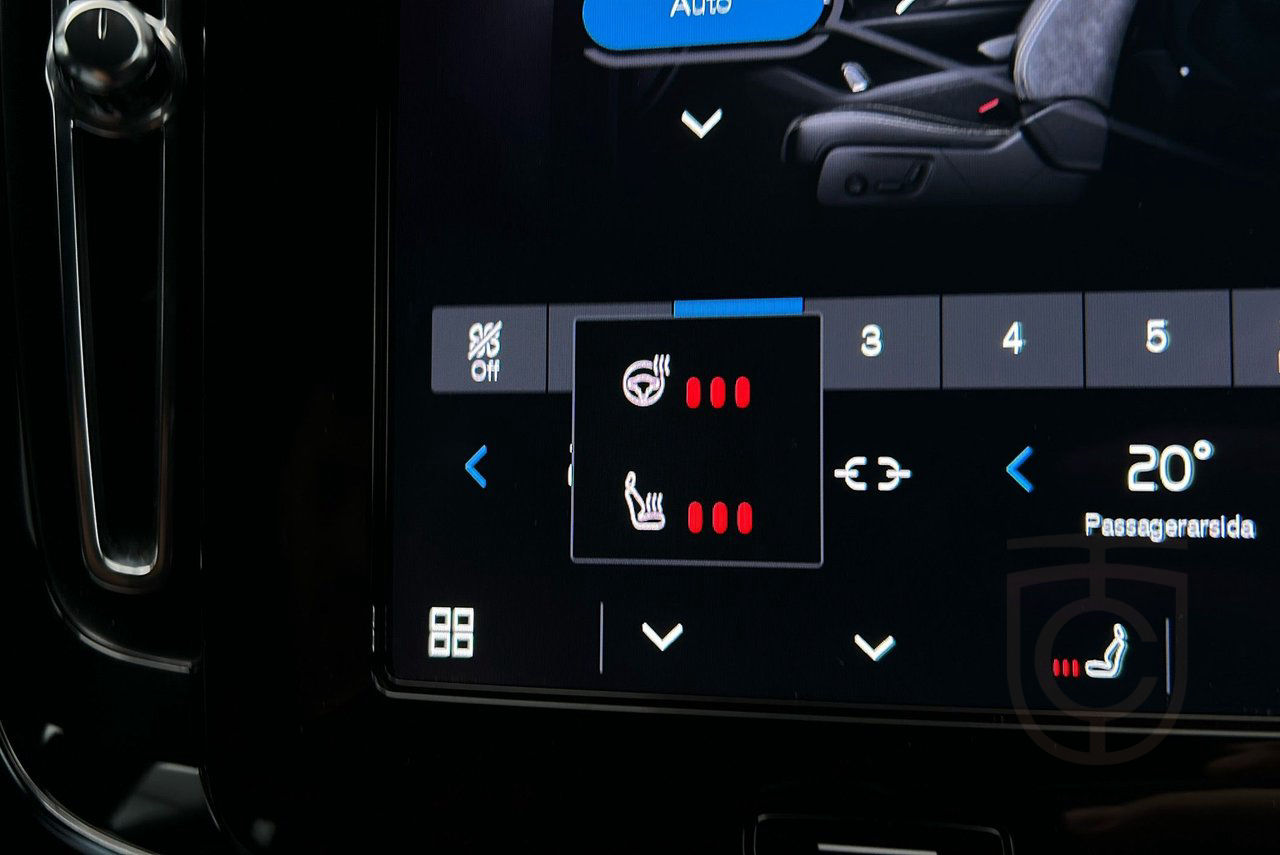 Volvo XC40 Recharge Single Motor Extended Range Core