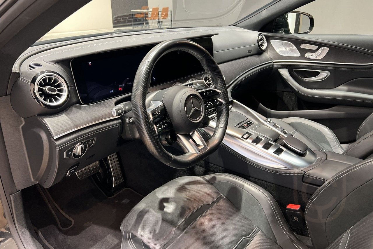 Mercedes-Benz AMG GT 4 43 4MATIC+