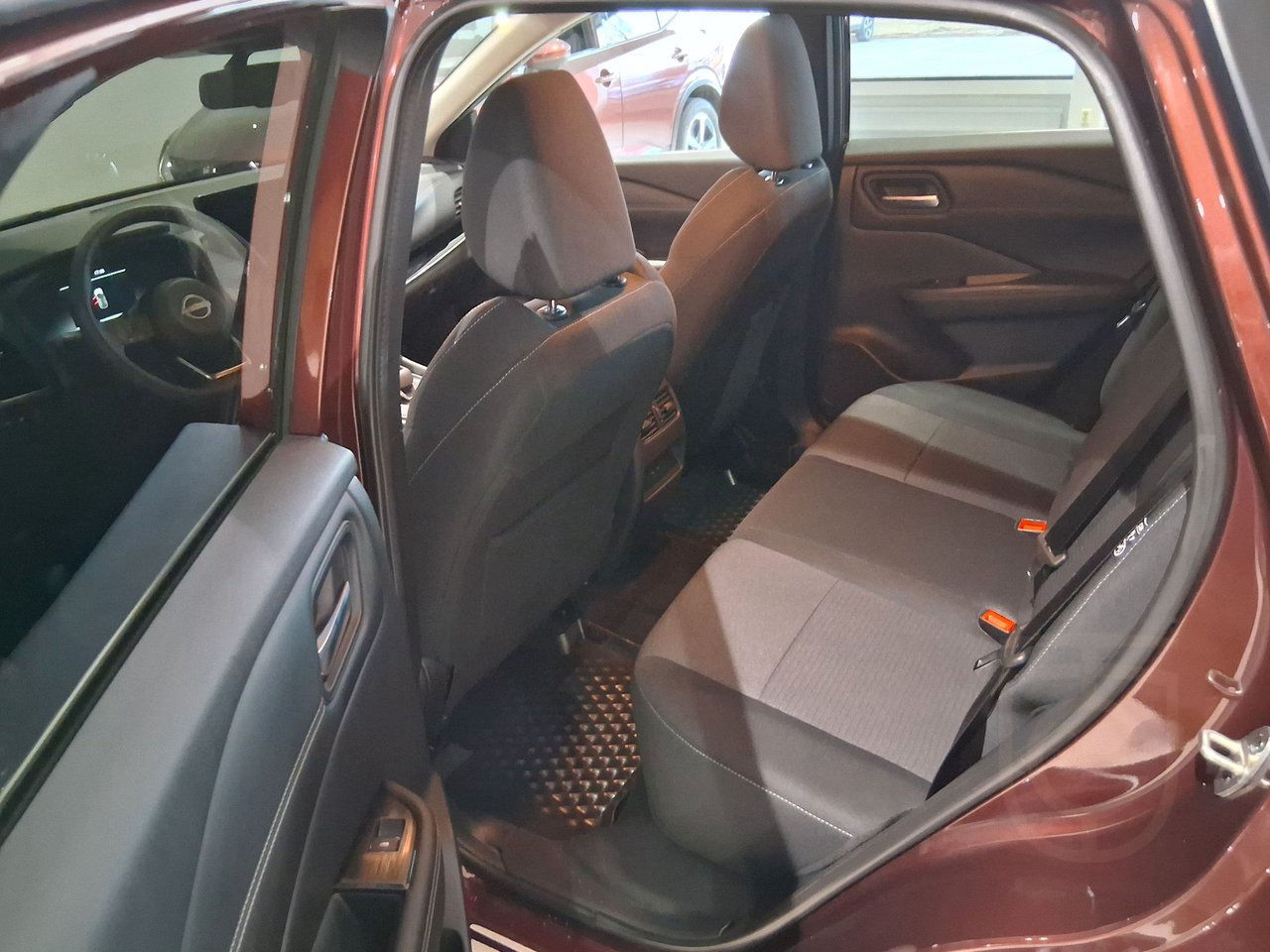 Nissan Qashqai 1.3 DIG-T XTRONIC-CVT N-Connecta