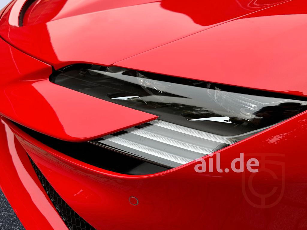 Ferrari SF90 Spider Carbon Racing Seats