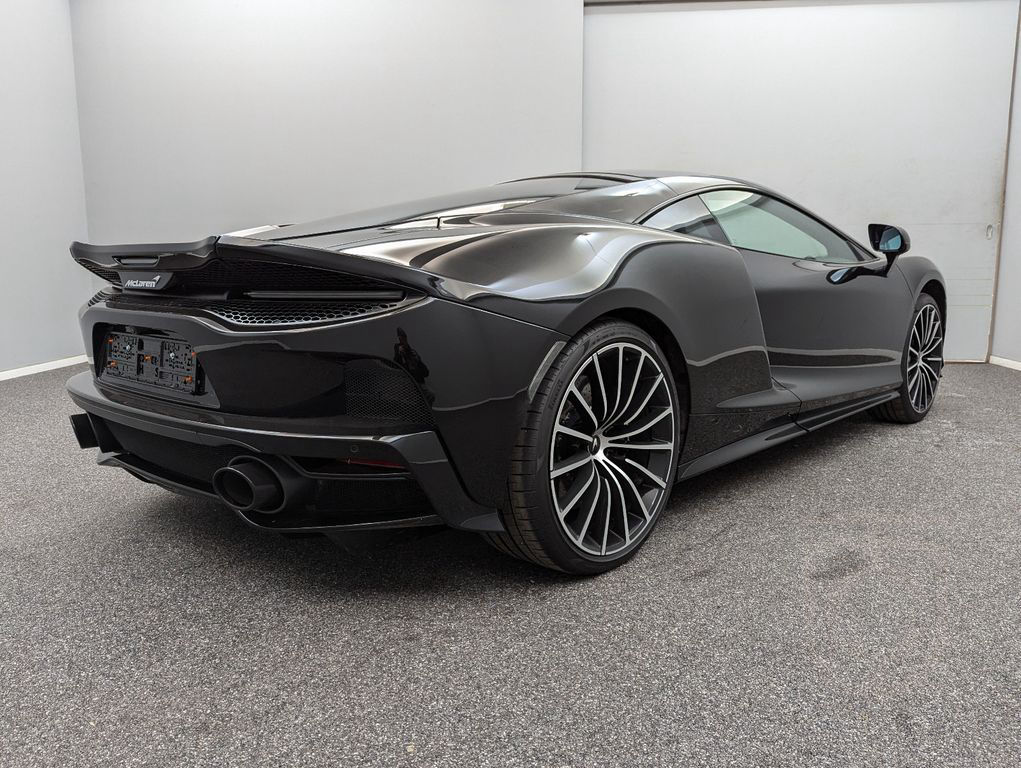 McLaren GT*MY2023*BLACK/BLACK*CARBON*FULL OPTIONS*B&W