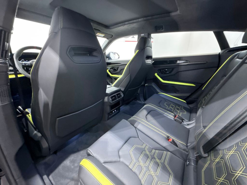 Lamborghini Urus 4.0 V8 PHEV SE