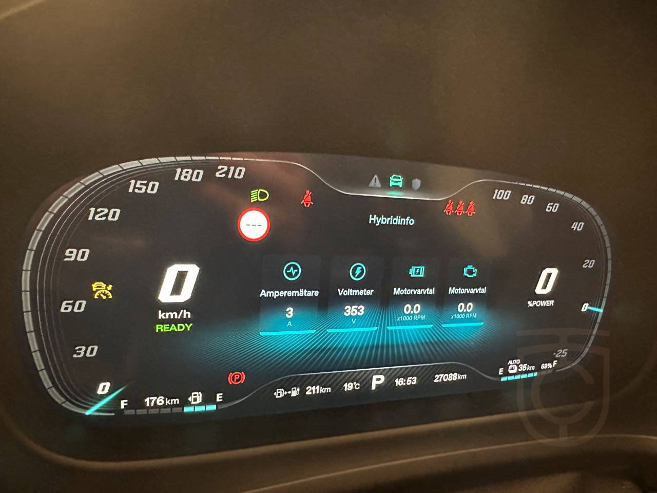 MG EHS MG EHS PLUG-IN HYBRID LUXURY PANORAMA