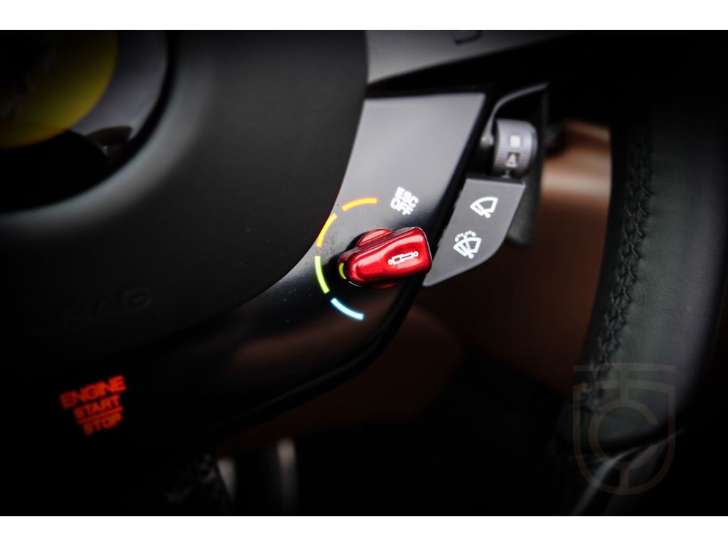 Ferrari Roma Spider *Carbon+LED*MagneRide*JBL*360°*