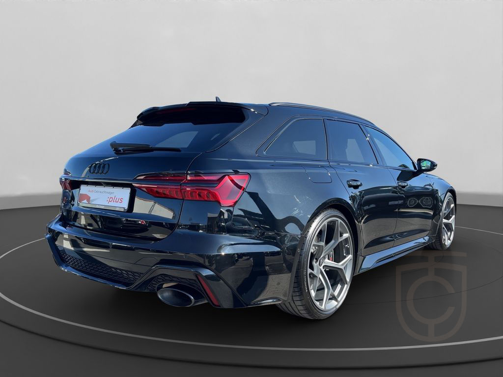 Audi RS6 Avant 463 KW PERFORMANCE+PANO+AHK+B&O+MATRIX