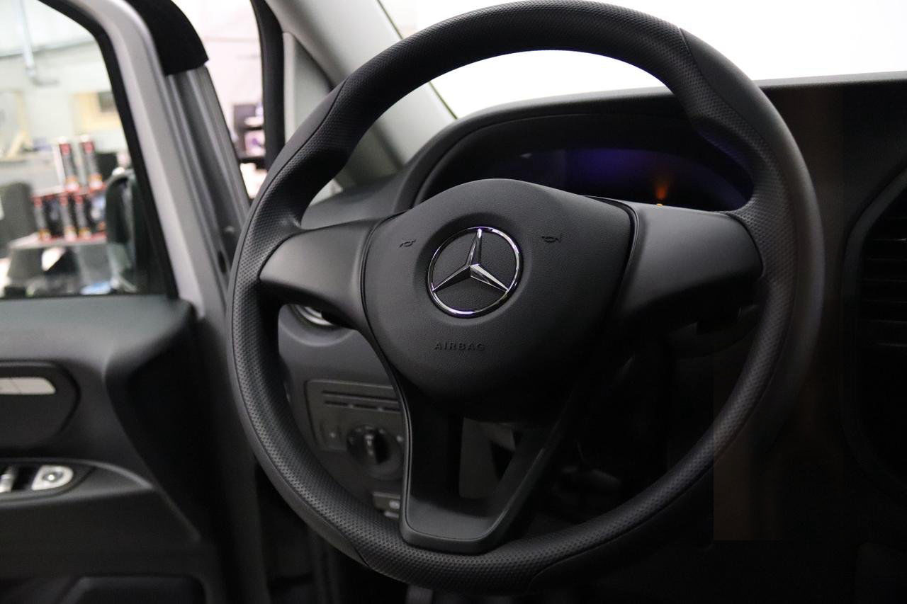 Mercedes-Benz eVito 41 kWh