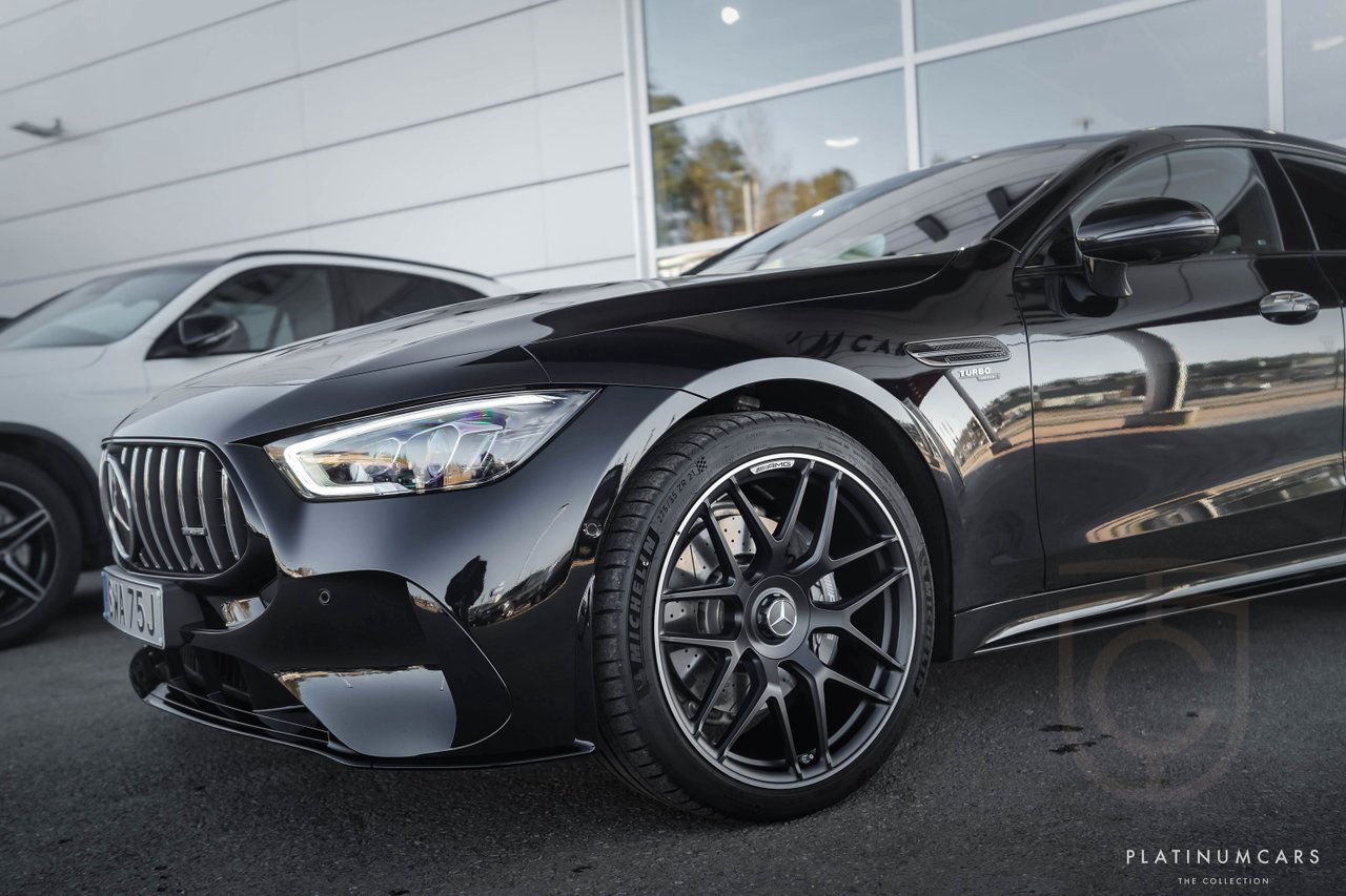 Mercedes-Benz AMG GT 4 43 AMG 4M+