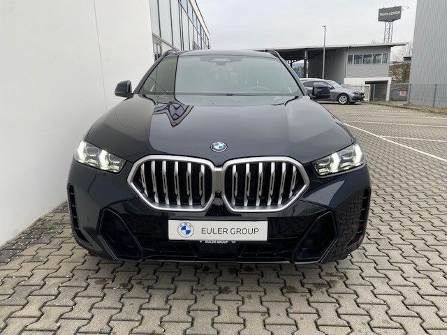 BMW X6 xDrive30d M Sport AHK PanoSky StandHz Massage