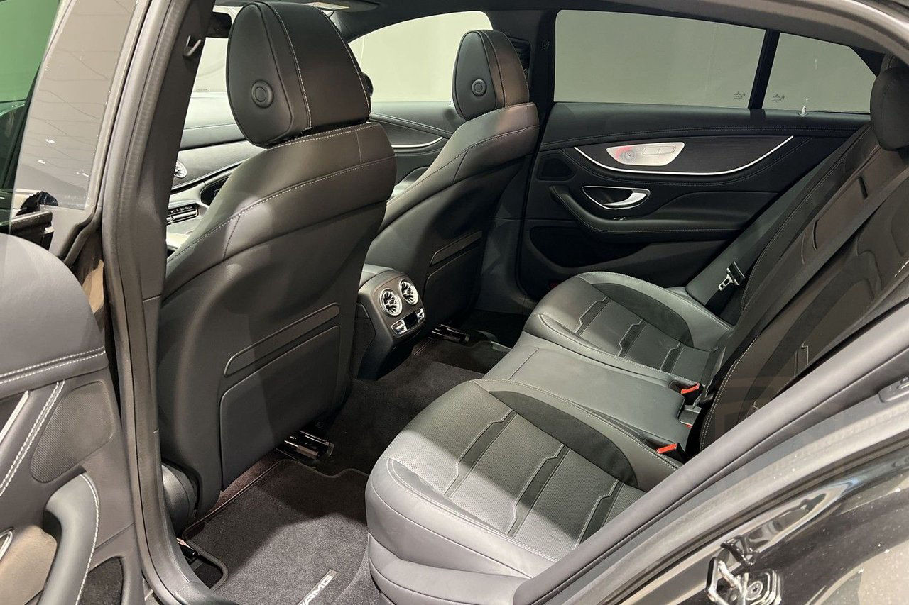 Mercedes-Benz AMG GT 4 43 4MATIC+