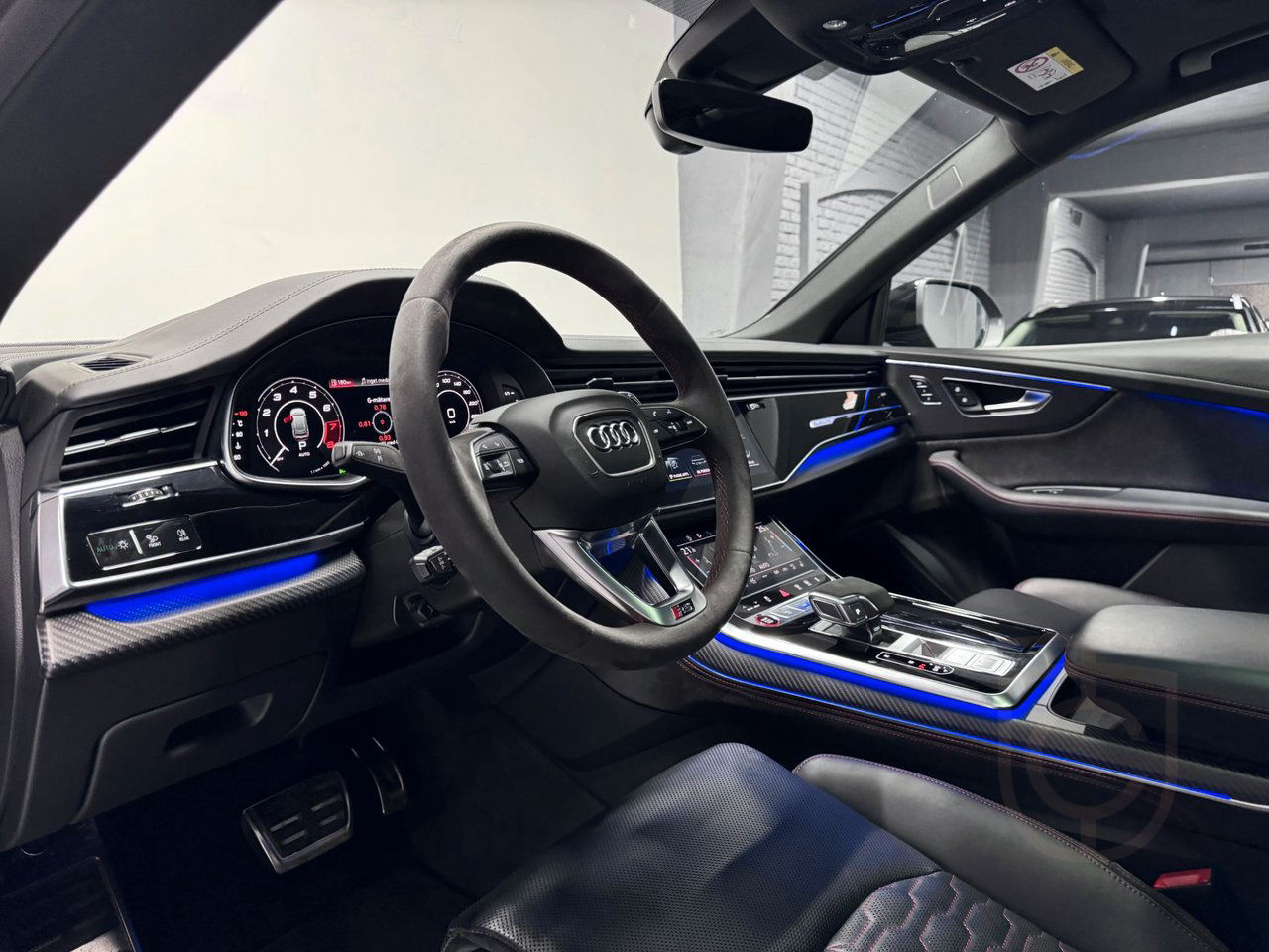 Audi RSQ8