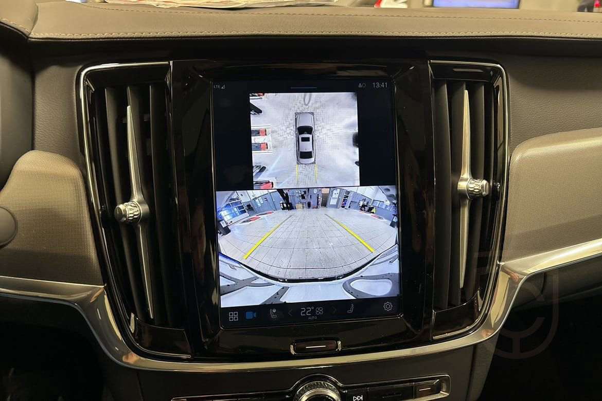 Volvo S90 Recharge T8 Ultimate Dark