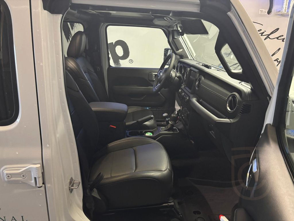 Jeep Wrangler PHEV MY 23 Sahara