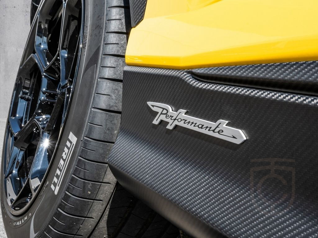 Lamborghini Urus Performante Giallo Inti,Night Vision