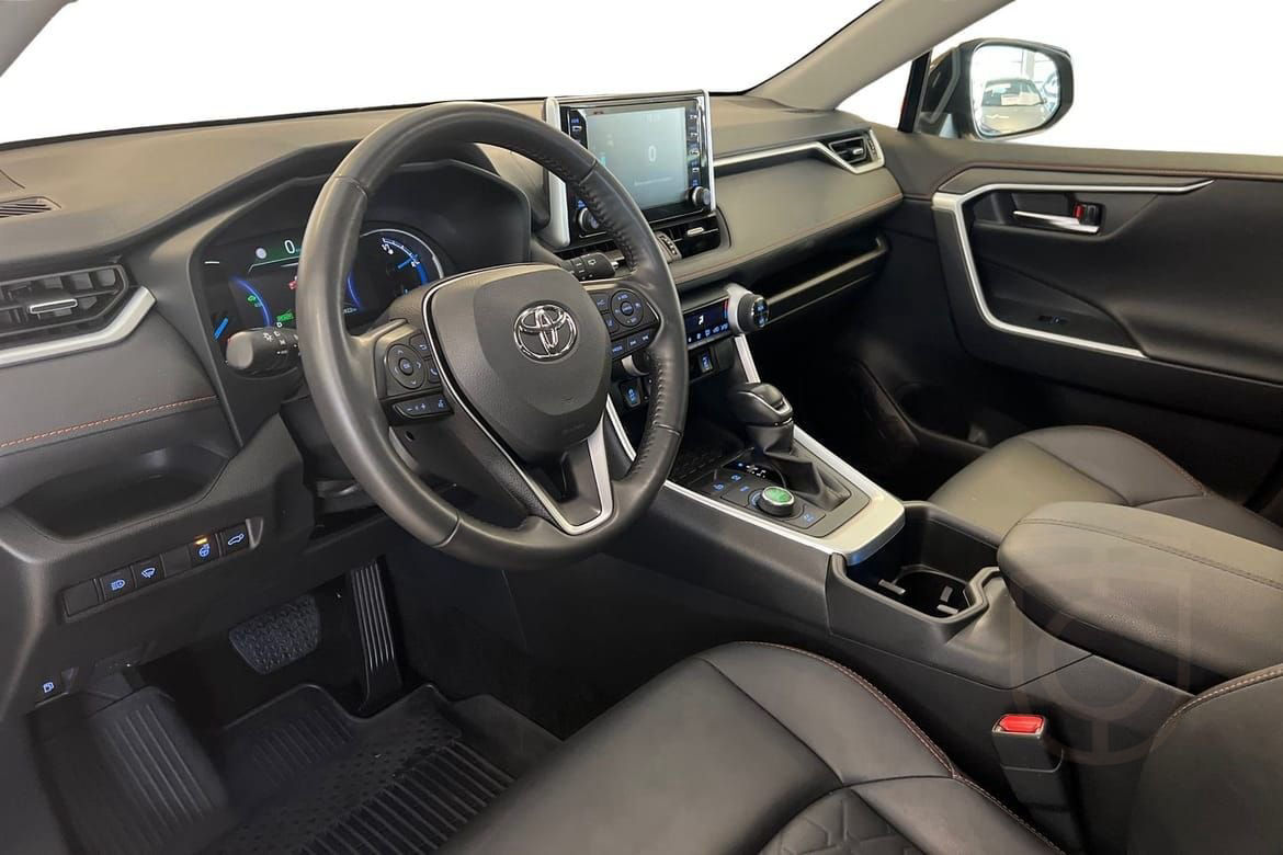 Toyota RAV4 Hybrid AWD-i ADVENTURE 2,5 BI-TONE