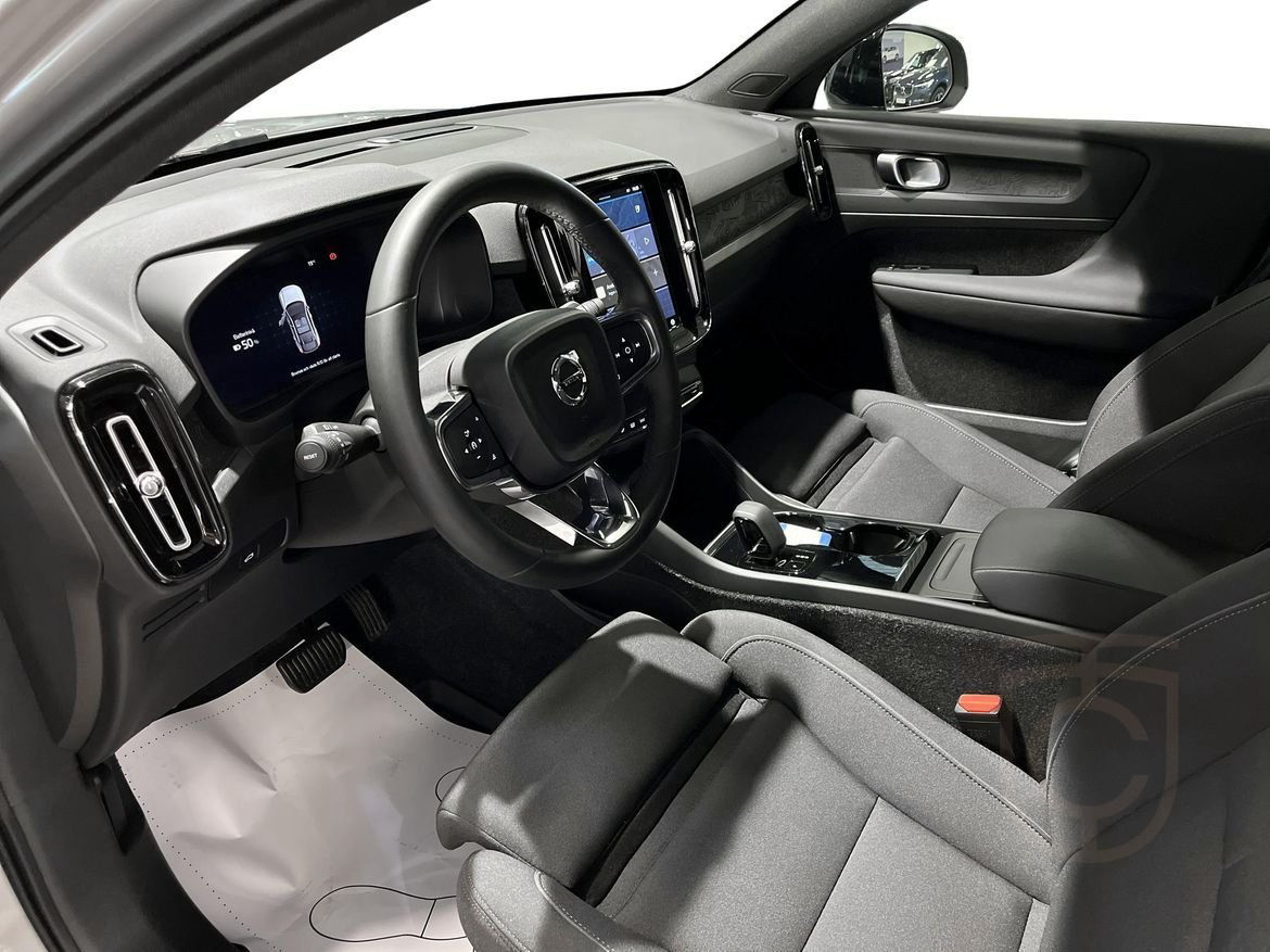 Volvo C40 Recharge Single Motor Extended Range Core