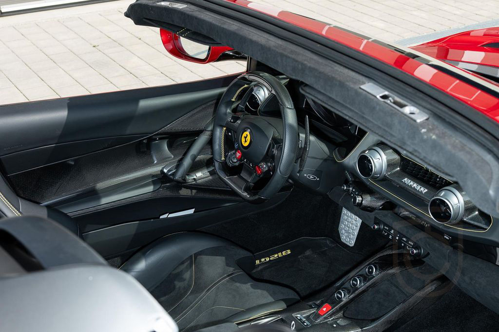 Ferrari 812 GTS | Atelier | Full Carbon | Rosso Fuoco