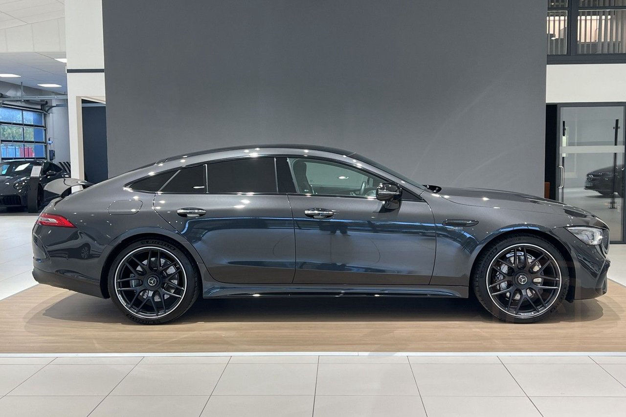 Mercedes-Benz AMG GT 4 43 4MATIC+