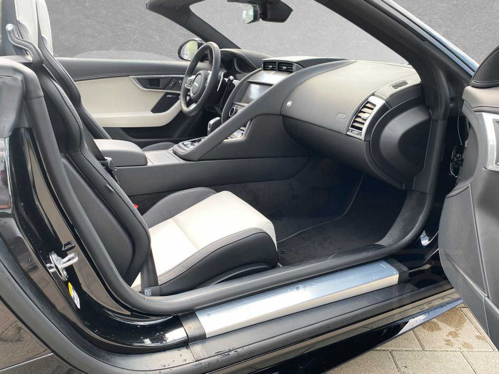 Jaguar F-Type Cabrio P575 R AWD