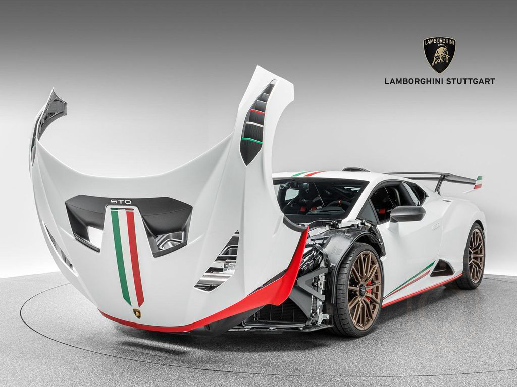 Lamborghini Huracán STO