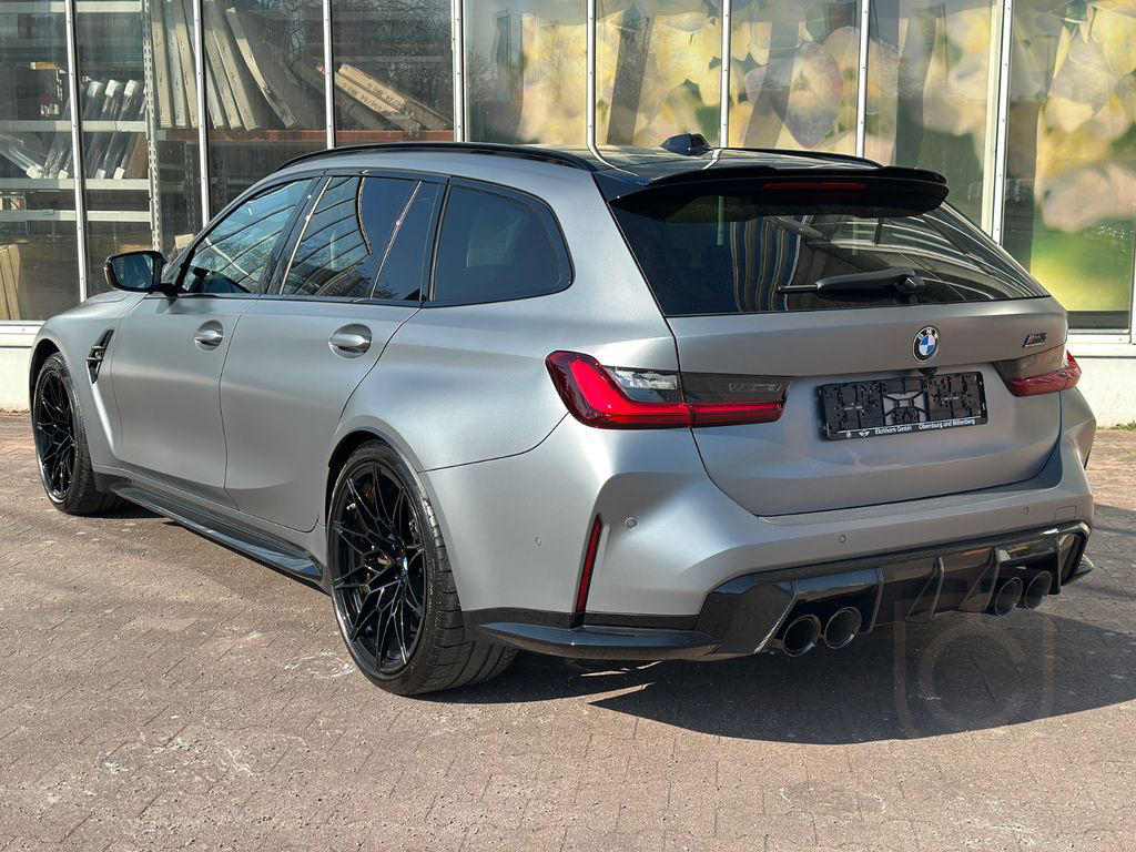 BMW M3 Touring xDrive Competition Frozen Grey Carbon