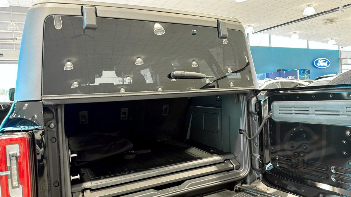 Ford Bronco Outer Banks 2.7L Bi-Turbo EcoBoost V6