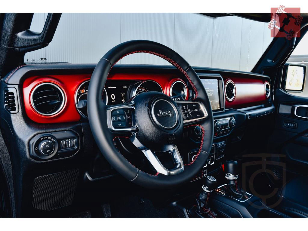 Jeep Wrangler Unl. Rubicon 2.0l US Stoßstange 285 AT