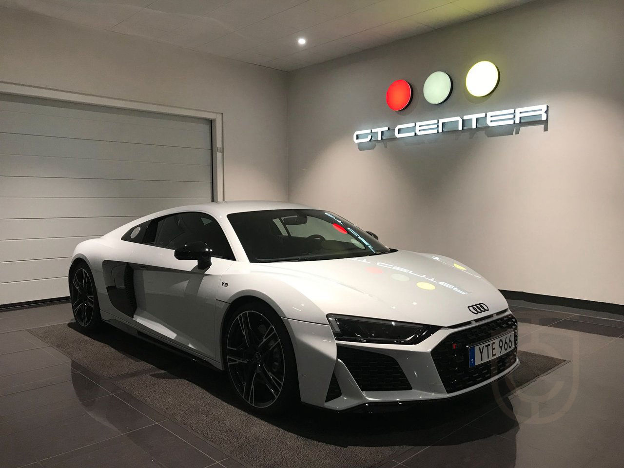 Audi R8 V10 performance RWD