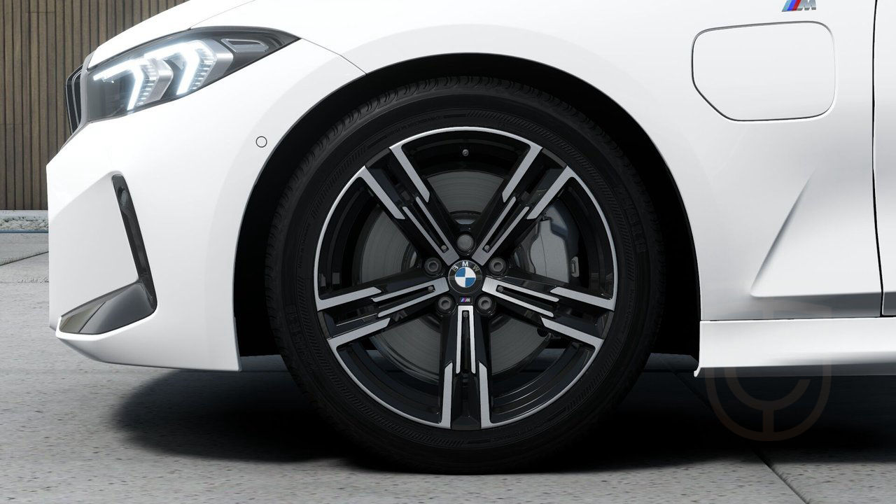 BMW 330e xDrive Touring M Sport Active Ed